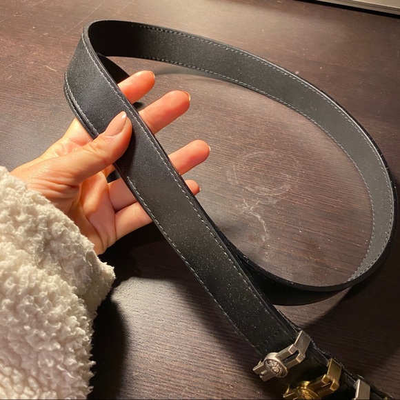 SOLD Gianni Versace Black Leather Medusa Belt - Picture 8 of 8
